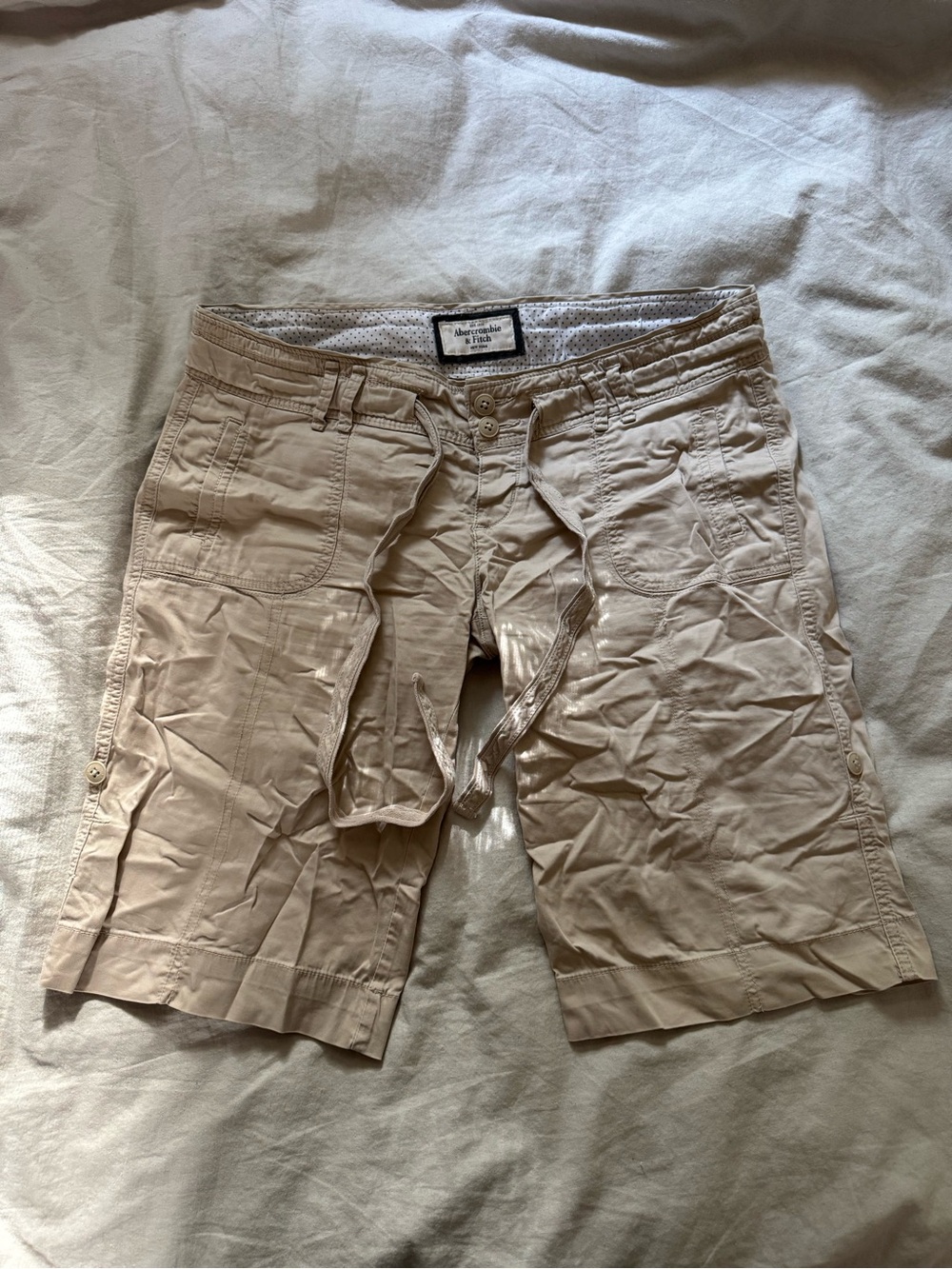 Vintage Tan Abercrombie & Fitch Capris